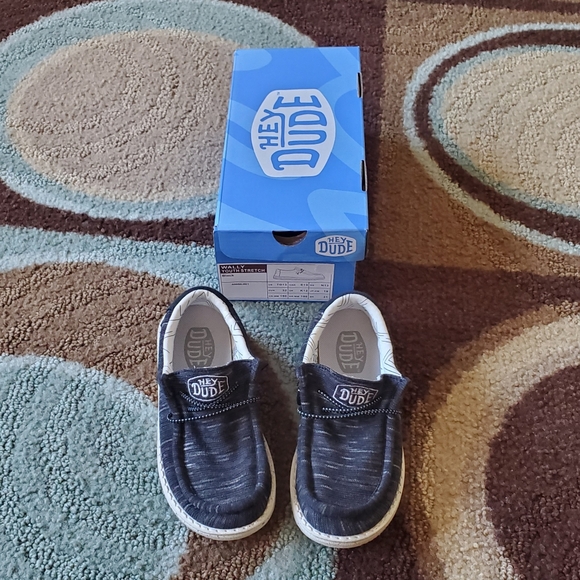 Hey Dude Wally Youth Stretch black/grey/white boys size 13 - Excellent used cond - Picture 8 of 9